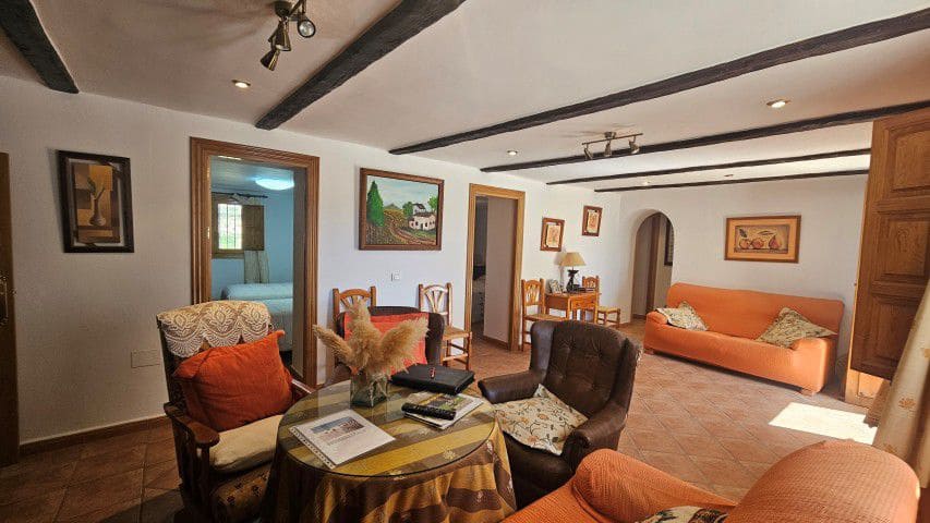 7 bedroom Finca/Country House for sale in La Parroquia with garage - € 425,000 (Ref: 9719736)