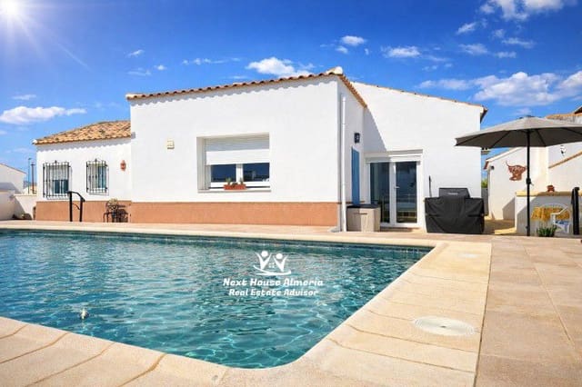 Chalet de 3 habitaciones en Arboleas en venta - 275.000 € (Ref: 9738361)