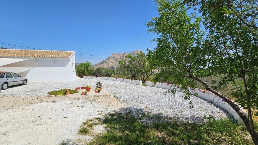 7 Zimmer Finca/Landgut zu verkaufen in Velez-Blanco - 475.000 € (Ref: 9755471)