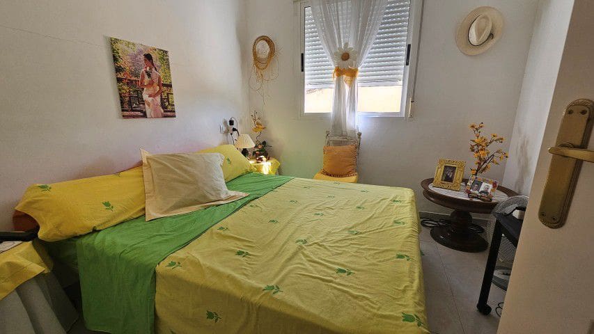 5 bedroom Townhouse for sale in Lucar with garage - € 149,950 (Ref: 9772816)