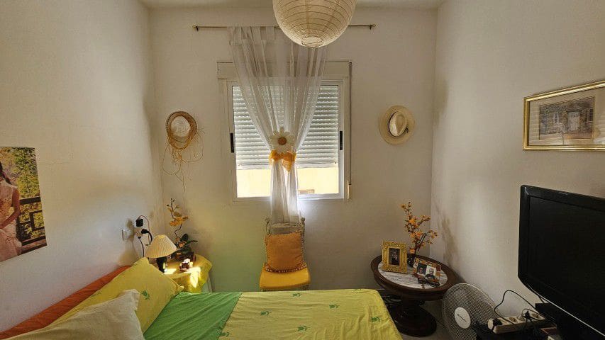 5 bedroom Townhouse for sale in Lucar with garage - € 149,950 (Ref: 9772816)