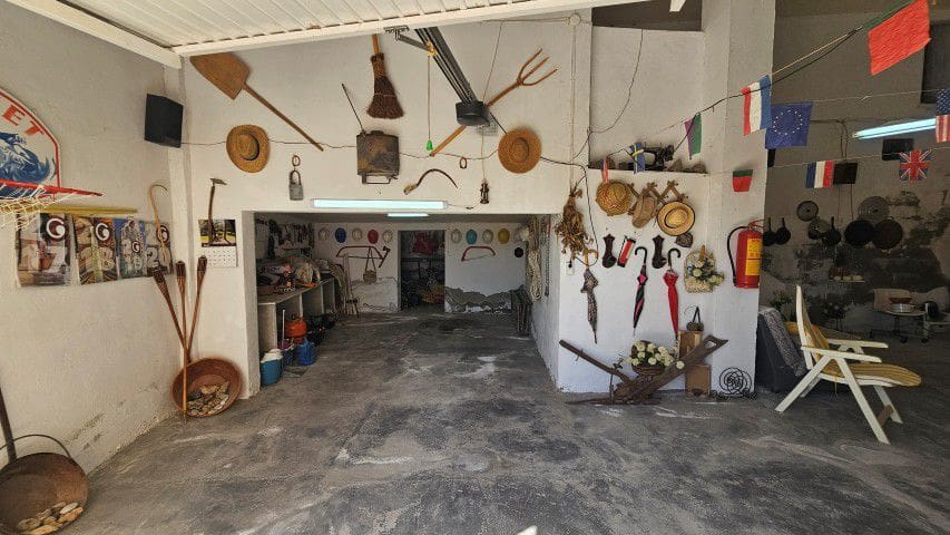 5 bedroom Townhouse for sale in Lucar with garage - € 149,950 (Ref: 9772816)