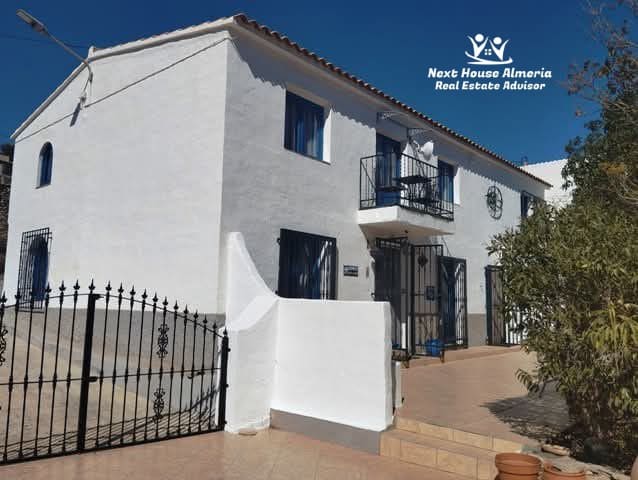 7 bedroom Finca/Country House for sale in Arboleas - € 299,995 (Ref: 9784989)