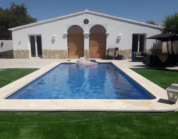 7 bedroom Finca/Country House for sale in Arboleas - € 299,995 (Ref: 9784989)