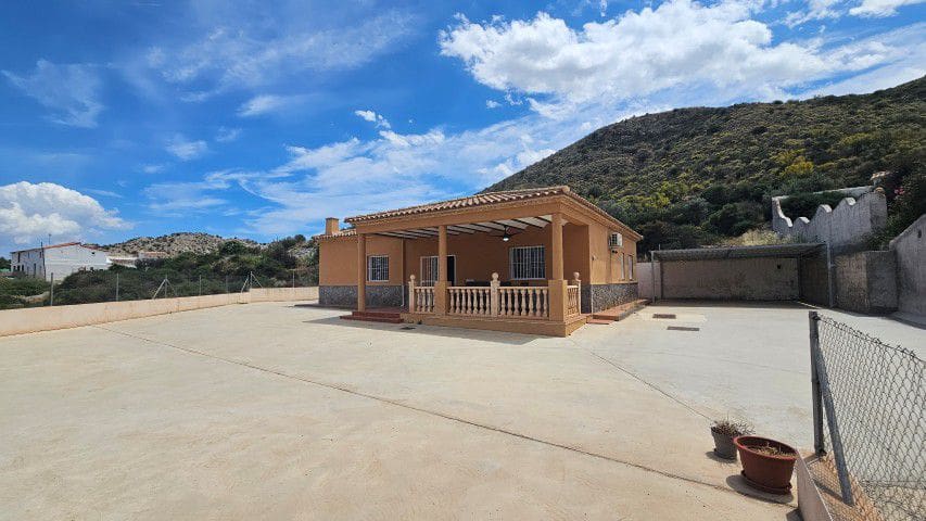 3 bedroom Villa for sale in Almanzora - € 199,950 (Ref: 9836161)