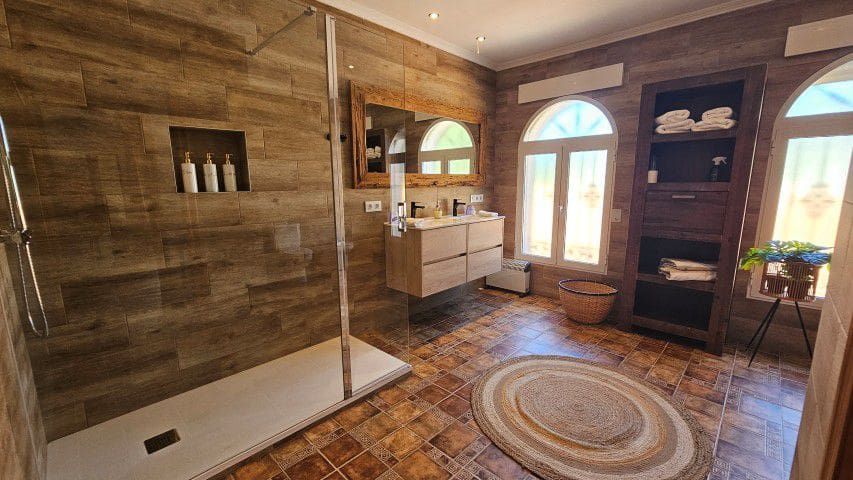 4 bedroom Finca/Country House for sale in Oria - € 384,995 (Ref: 9840294)