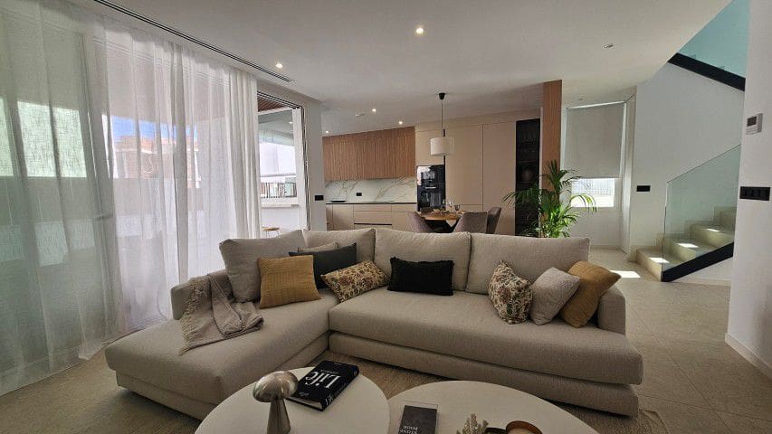 3 makuuhuone Huvila myytävänä paikassa San Juan de los Terreros mukana 
autotalli - 505 900 € (Ref: 9857598)