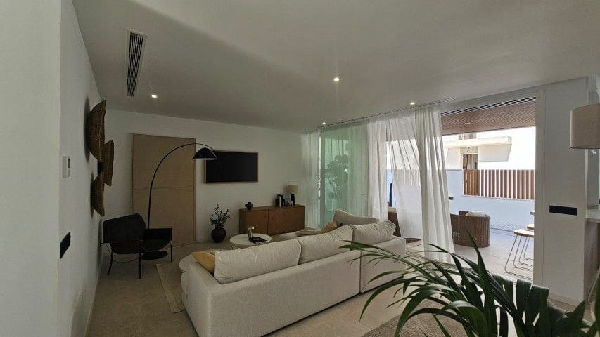 3 makuuhuone Huvila myytävänä paikassa San Juan de los Terreros mukana 
autotalli - 505 900 € (Ref: 9857598)