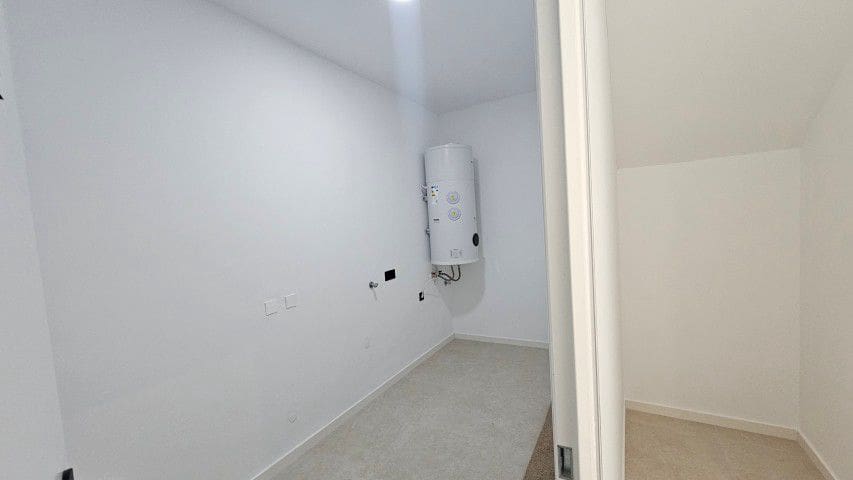3 makuuhuone Huvila myytävänä paikassa San Juan de los Terreros mukana 
autotalli - 505 900 € (Ref: 9857598)