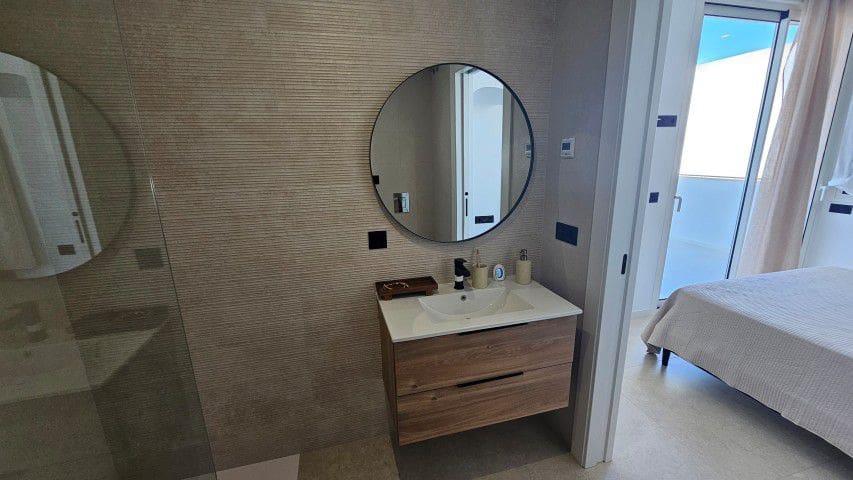 3 makuuhuone Huvila myytävänä paikassa San Juan de los Terreros mukana 
autotalli - 505 900 € (Ref: 9857598)