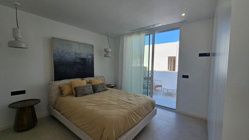 3 makuuhuone Huvila myytävänä paikassa San Juan de los Terreros mukana 
autotalli - 505 900 € (Ref: 9857598)