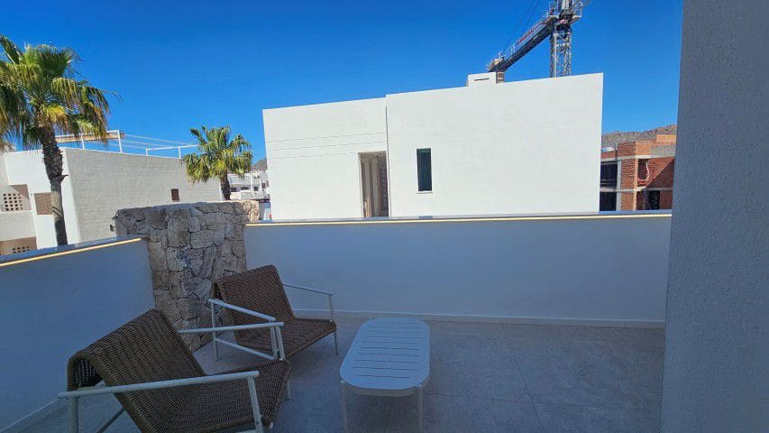 3 makuuhuone Huvila myytävänä paikassa San Juan de los Terreros mukana 
autotalli - 505 900 € (Ref: 9857598)