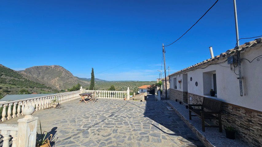 2 sovrum Finca/Hus på landet till salu i El Margen - 69 995 € (Ref: 9859646)