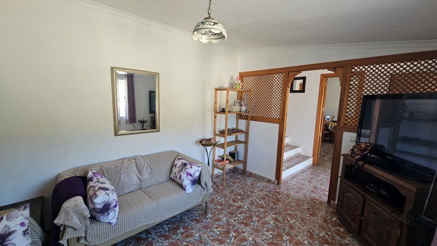 2 sovrum Finca/Hus på landet till salu i El Margen - 69 995 € (Ref: 9859646)