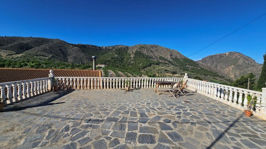 2 sovrum Finca/Hus på landet till salu i El Margen - 69 995 € (Ref: 9859646)