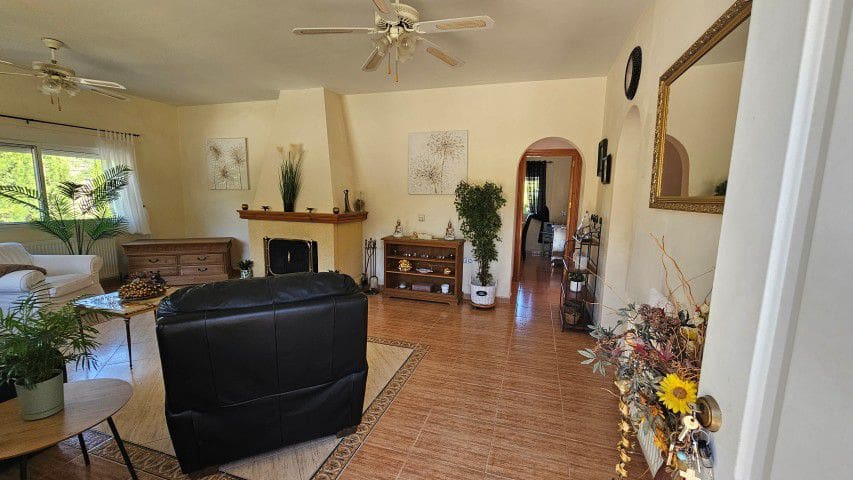 3 bedroom Finca/Country House for sale in El Margen - € 185,000 (Ref: 9861682)