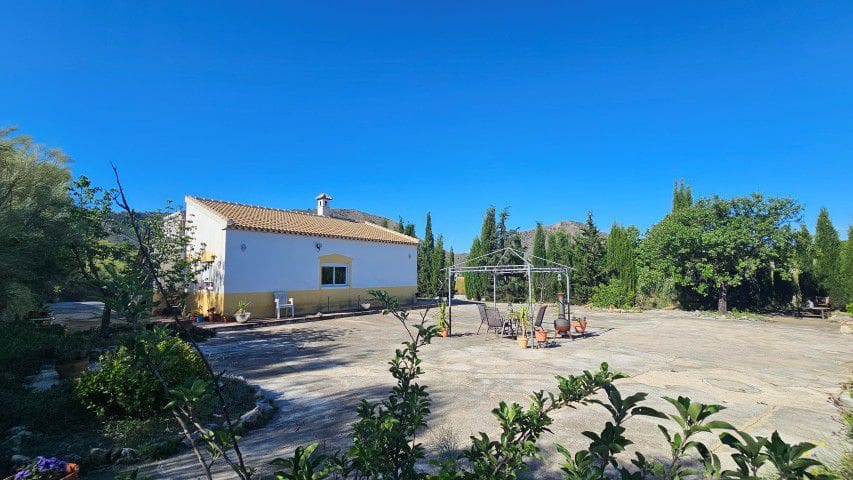 3 bedroom Finca/Country House for sale in El Margen - € 185,000 (Ref: 9861682)