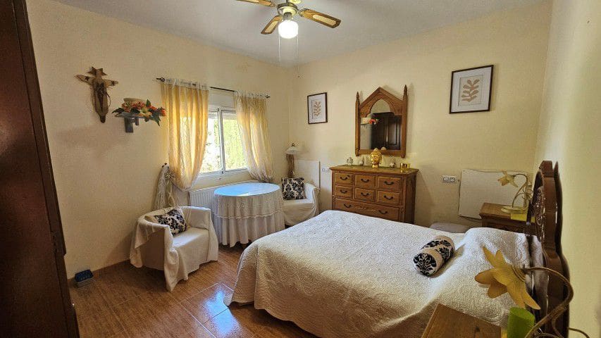 3 bedroom Finca/Country House for sale in El Margen - € 185,000 (Ref: 9861682)