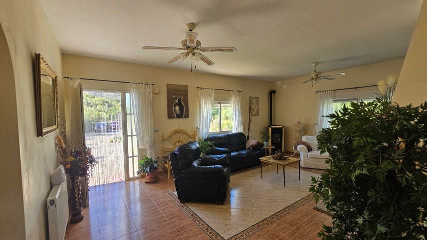 3 bedroom Finca/Country House for sale in El Margen - € 185,000 (Ref: 9861682)
