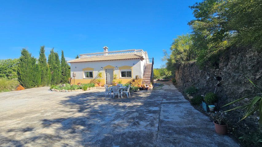 3 bedroom Finca/Country House for sale in El Margen - € 185,000 (Ref: 9861682)