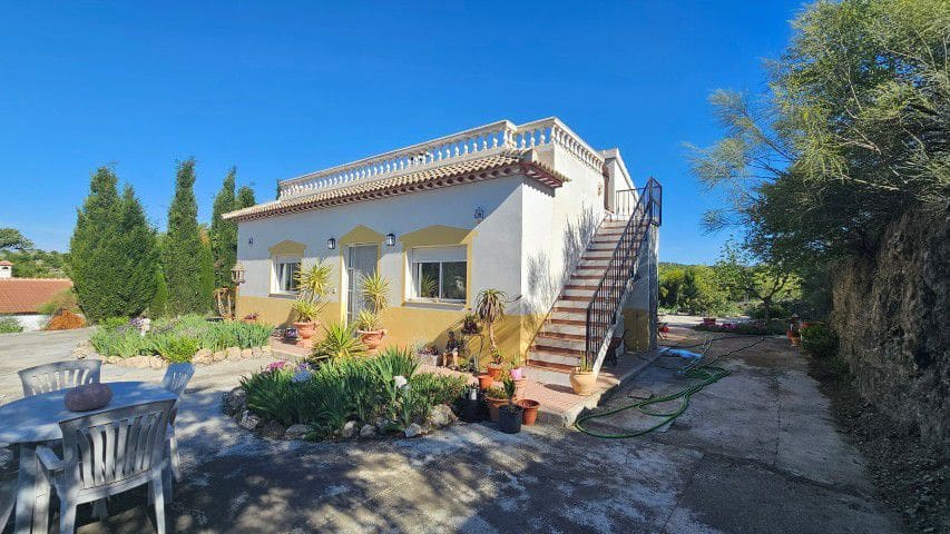3 bedroom Finca/Country House for sale in El Margen - € 185,000 (Ref: 9861682)