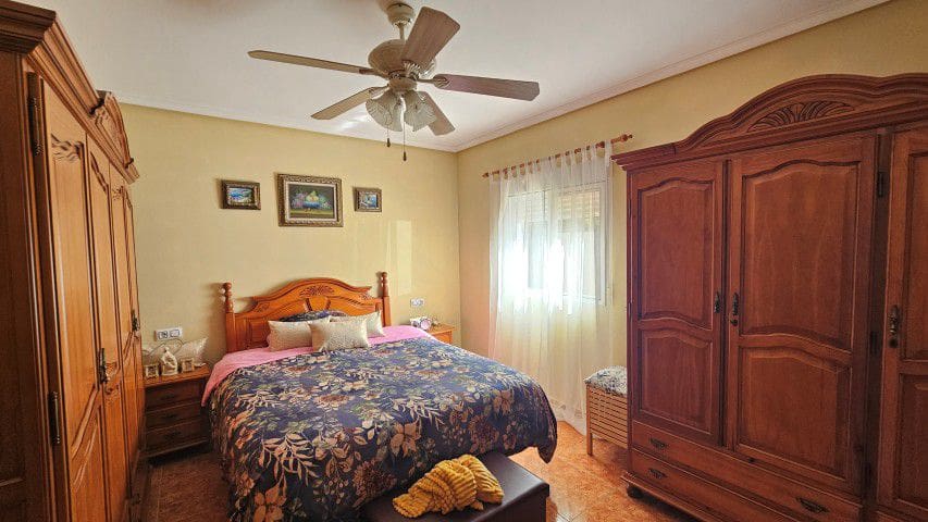 3 bedroom Finca/Country House for sale in El Margen - € 185,000 (Ref: 9861683)