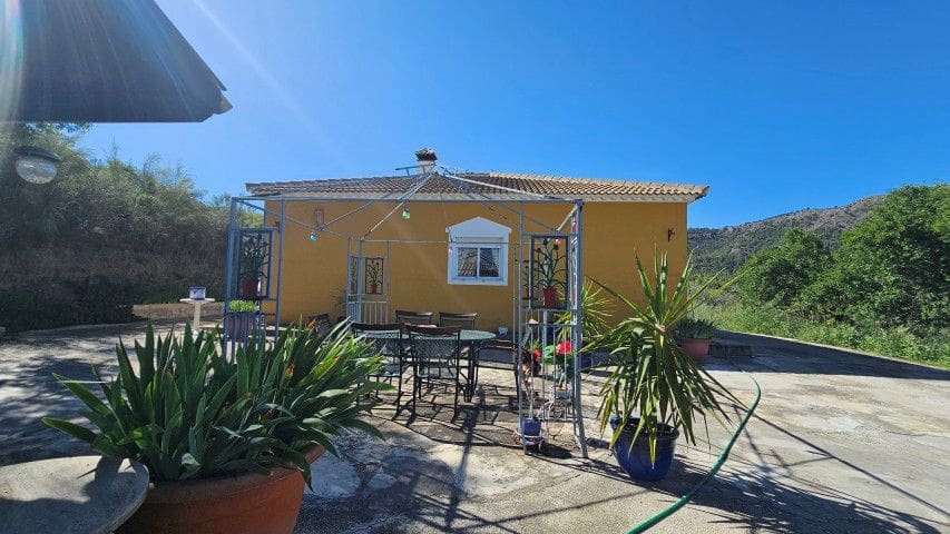 3 bedroom Finca/Country House for sale in El Margen - € 185,000 (Ref: 9861683)