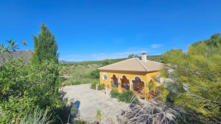 3 bedroom Finca/Country House for sale in El Margen - € 185,000 (Ref: 9861683)