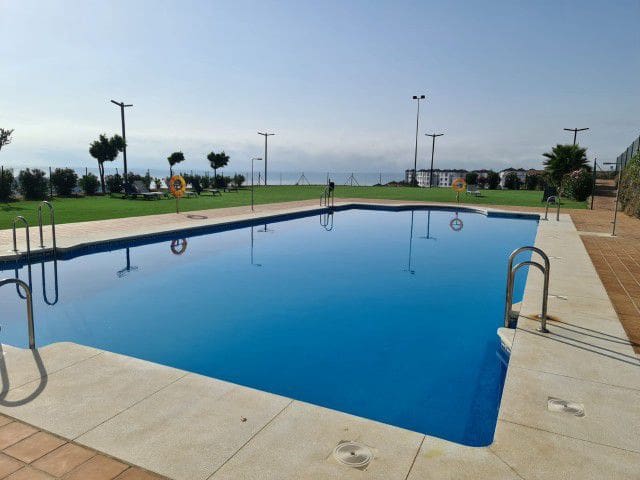 3 bedroom Apartment for sale in Manilva with garage - € 284,000 (Ref: 9868490)