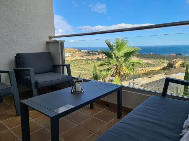3 bedroom Apartment for sale in Manilva with garage - € 284,000 (Ref: 9868490)