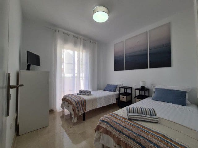 3 bedroom Apartment for sale in Manilva with garage - € 284,000 (Ref: 9868490)
