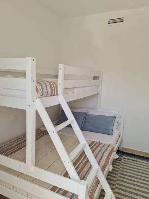 3 bedroom Apartment for sale in Manilva with garage - € 284,000 (Ref: 9868490)