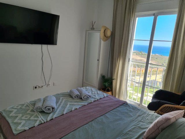 3 bedroom Apartment for sale in Manilva with garage - € 284,000 (Ref: 9868490)