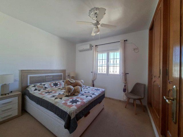 4 bedroom Villa for sale in Los Huevanillas with garage - € 359,950 (Ref: 9878187)