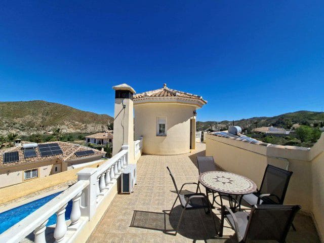 4 bedroom Villa for sale in Los Huevanillas with garage - € 359,950 (Ref: 9878187)