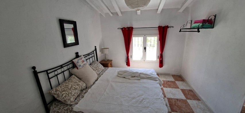 5 bedroom Finca/Country House for sale in Arboleas - € 249,500 (Ref: 9927011)