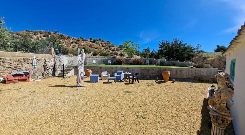 5 bedroom Finca/Country House for sale in Arboleas - € 249,500 (Ref: 9927011)