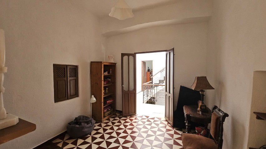 7 Zimmer Haus zu verkaufen in Macael mit Garage - 155.000 € (Ref: 9930369)