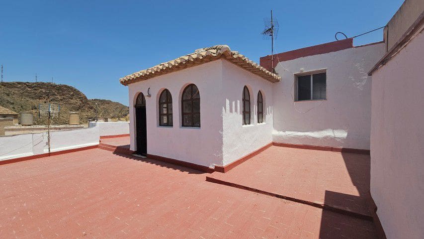 7 Zimmer Haus zu verkaufen in Macael mit Garage - 155.000 € (Ref: 9930369)