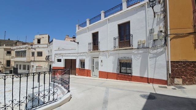 7 Zimmer Haus zu verkaufen in Macael mit Garage - 155.000 € (Ref: 9930369)