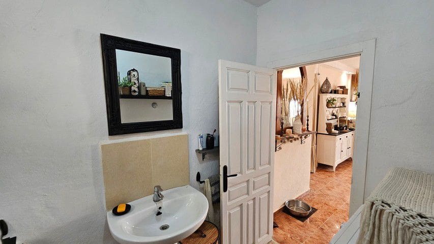 3 sypialnia Finka/Dom wiejski na sprzedaż w Tijola z garażem - 149 950 € (Ref: 9979550)