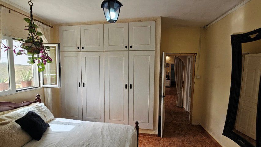 3 sypialnia Finka/Dom wiejski na sprzedaż w Tijola z garażem - 149 950 € (Ref: 9979550)
