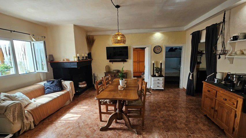 3 sypialnia Finka/Dom wiejski na sprzedaż w Tijola z garażem - 149 950 € (Ref: 9979550)