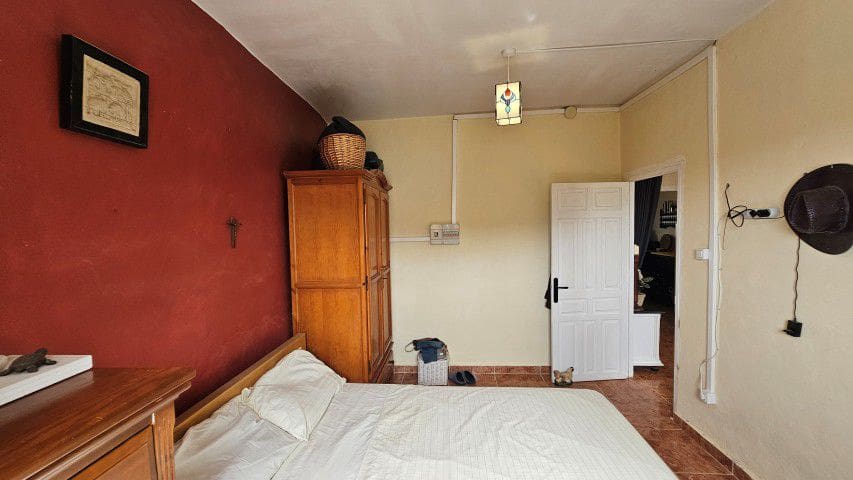 3 sypialnia Finka/Dom wiejski na sprzedaż w Tijola z garażem - 149 950 € (Ref: 9979550)