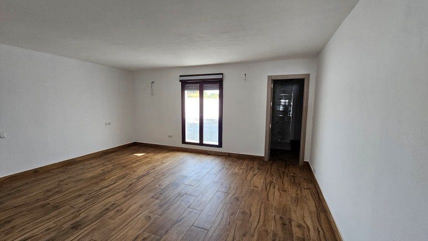 2 sypialnia Willa na sprzedaż w Partaloa z garażem - 359 950 € (Ref: 9979551)