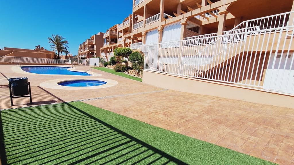 2 soveværelse Lejlighed til salg i La Marina de la Torre med swimmingpool garage - € 195.000 (Ref: 10085782)