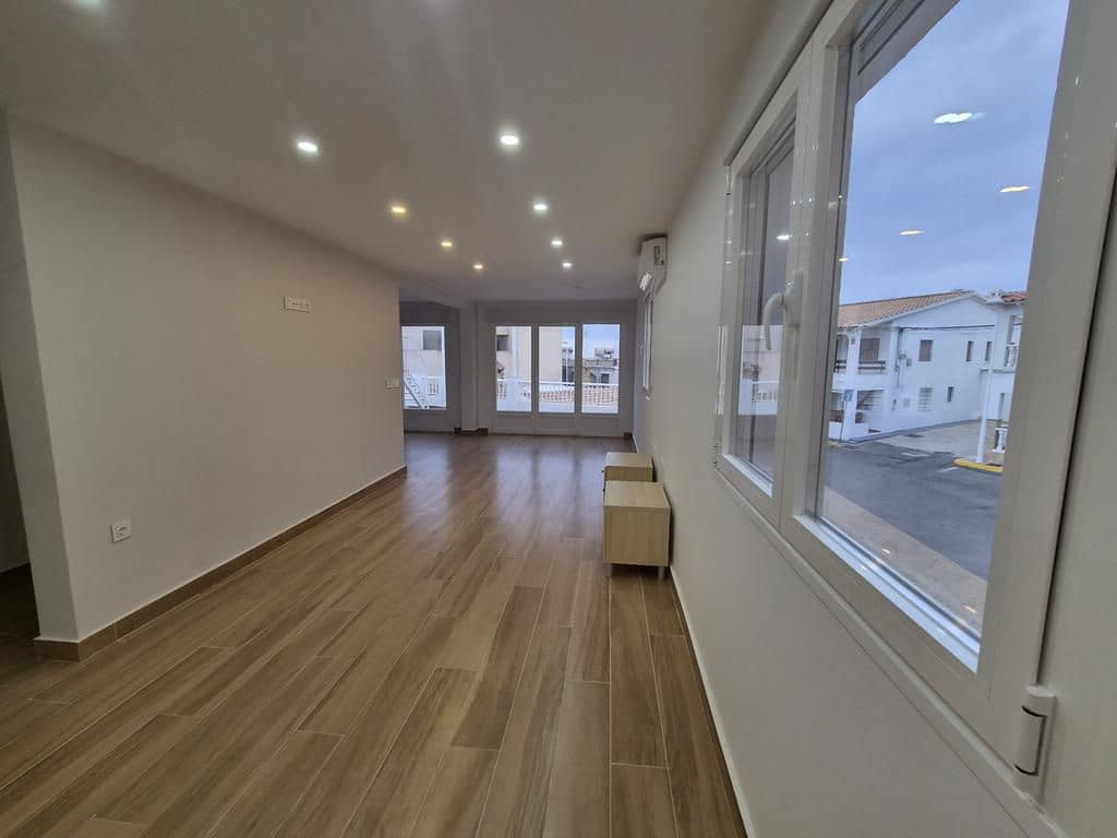4 bedroom Apartment for sale in Villaricos - € 449,000 (Ref: 10180805)