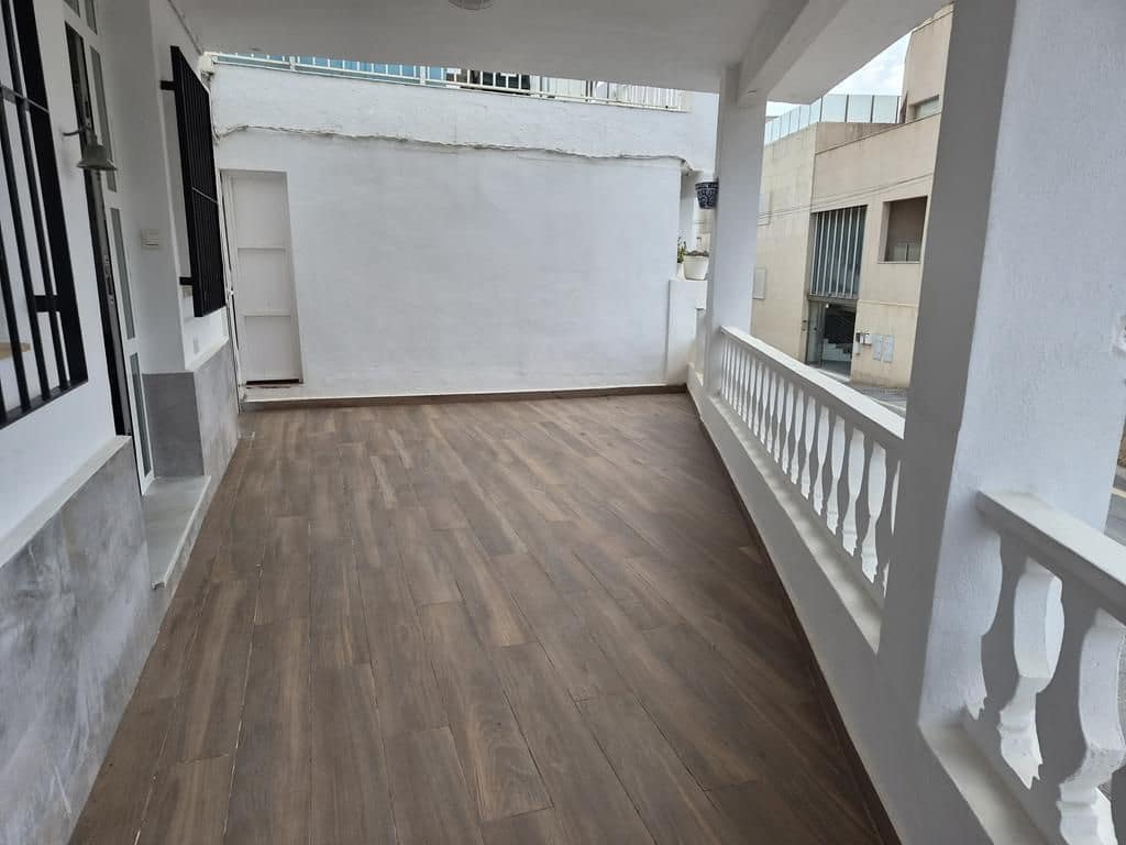 4 bedroom Apartment for sale in Villaricos - € 449,000 (Ref: 10180805)