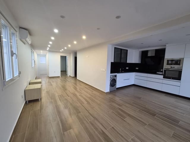 4 bedroom Apartment for sale in Villaricos, Cuevas del Almanzora - € 449,000 (Ref: 10180805)