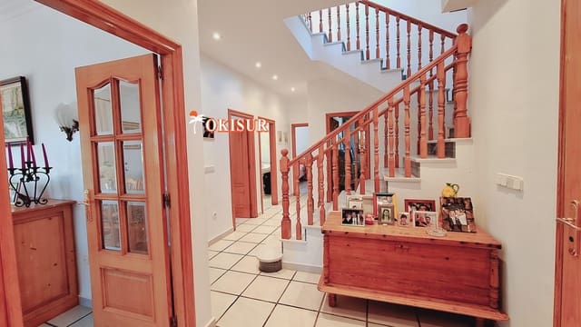 4 soveværelse Villa til salg i Mojácar med garage - € 320.000 (Ref: 8140914)
